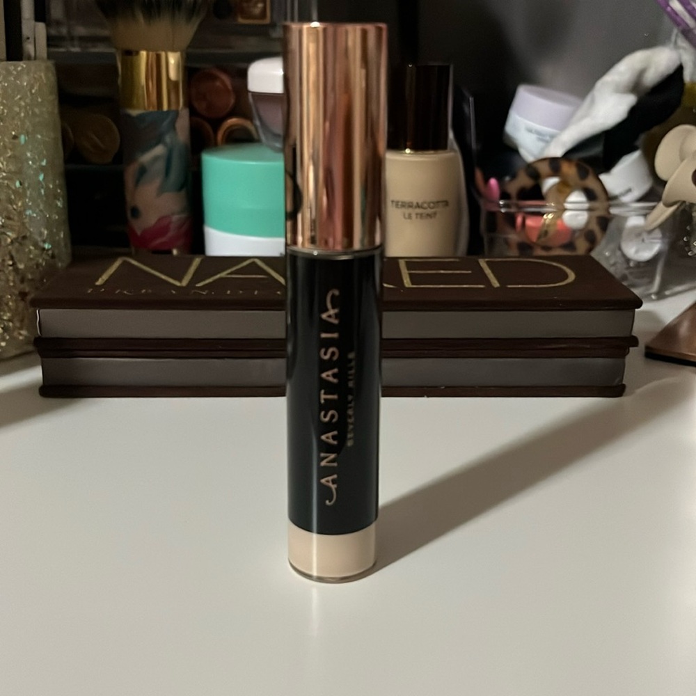 Anastasia Beverly Hills concealer
